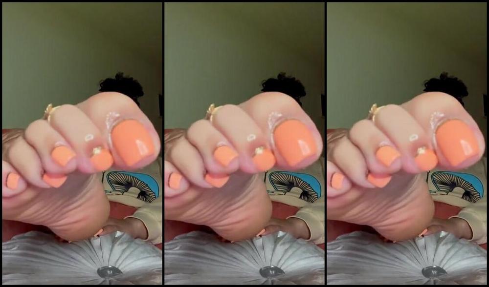 Jujuthefootqueen Nicknamed U317689823 01 10 2024 Onlyfans Video Self Worship On My Yummy New Pedi Come Play Watch On Here Or Copy Link