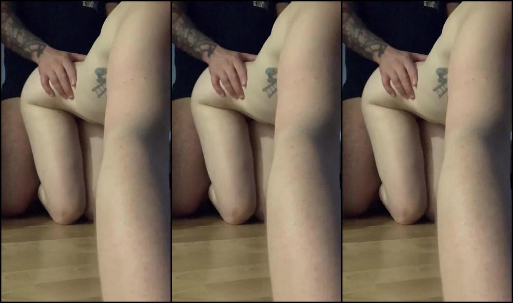 Valentine B 3864459 Video