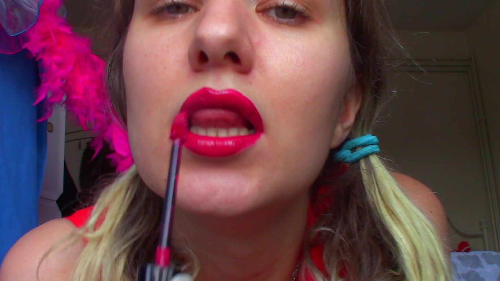 "Goddess Vanessa" jerk off instruction, kissing, lip fetish, lipstick fetish, mouth fetish Lipstick EXCESS Mesmer JOI manyvids