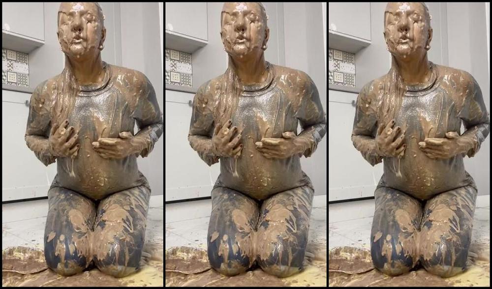 Bsmessybakery Nicknamed Bsmessybakery Onlyfans Playing In The Aftermath Of A Custom Request Wasn T Quite Finished Playing Love How