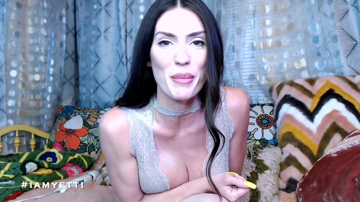 "Iamyetti" lactating, laughing, mommy roleplay, sph, verbal humiliation MOMMA S BOY SPH manyvids