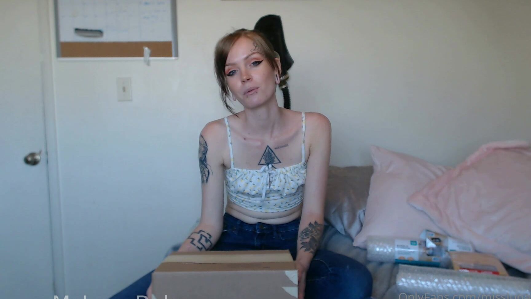 Misslunababy Hi Guys One Of My Amazing Fans Bought Three Items From My Store A Used Dildo Pair Of Pa