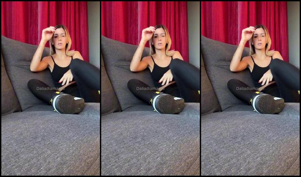 Daliadiamantevip Onlyfans 09 30 2024 Ho Appena Finito Gli Allenamenti E Mi Puzzano I Piedi Chi Li Vorrebbe Annusare Nel Frattempop