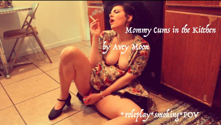 Pin Up, Smoking aveymoon mommy cums in the kitchen for you
