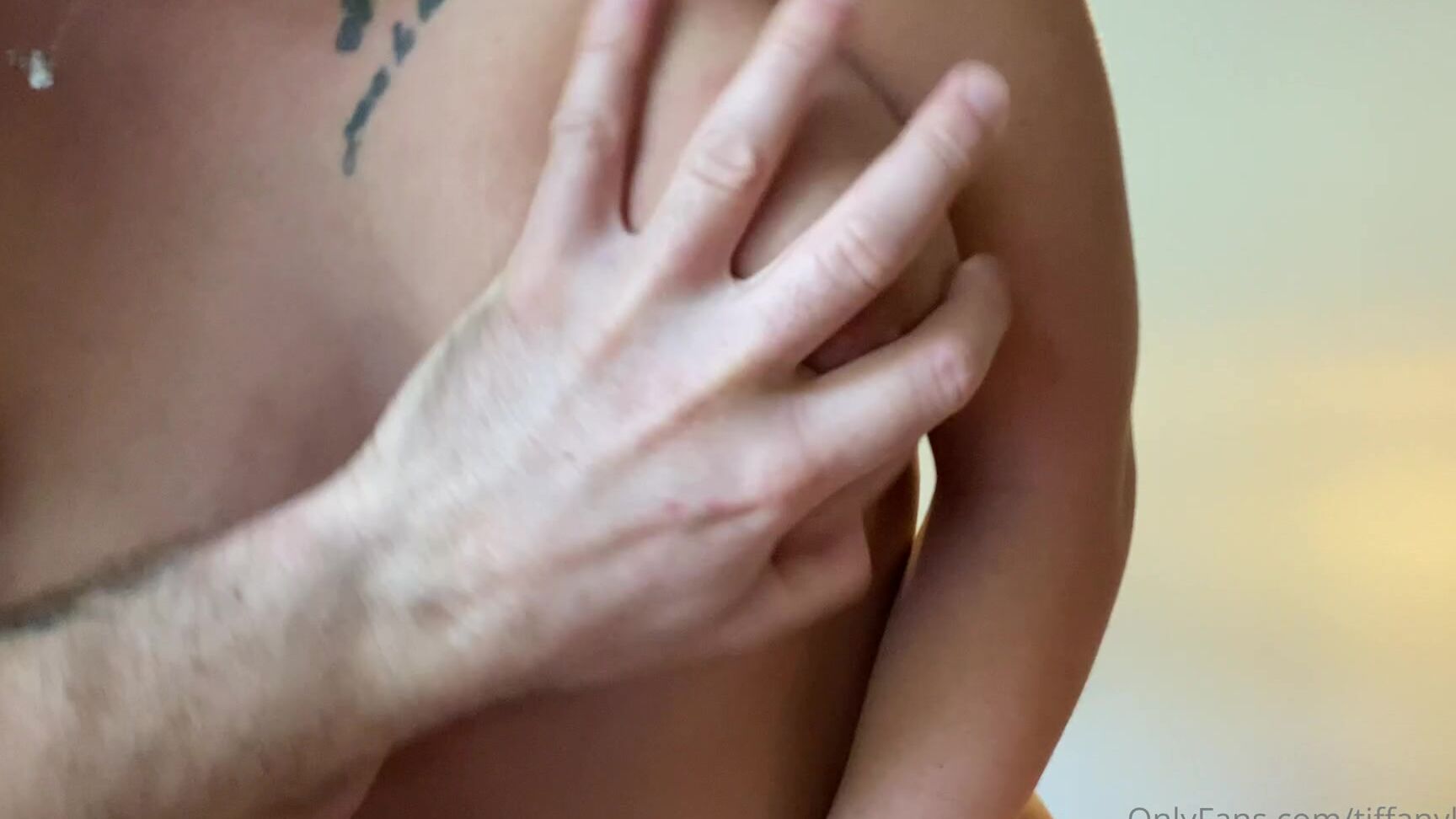 Tiffanyleiddi Pour Que Vous Passiez Un Agr Able Week End Je Vous Onlyfans XXX