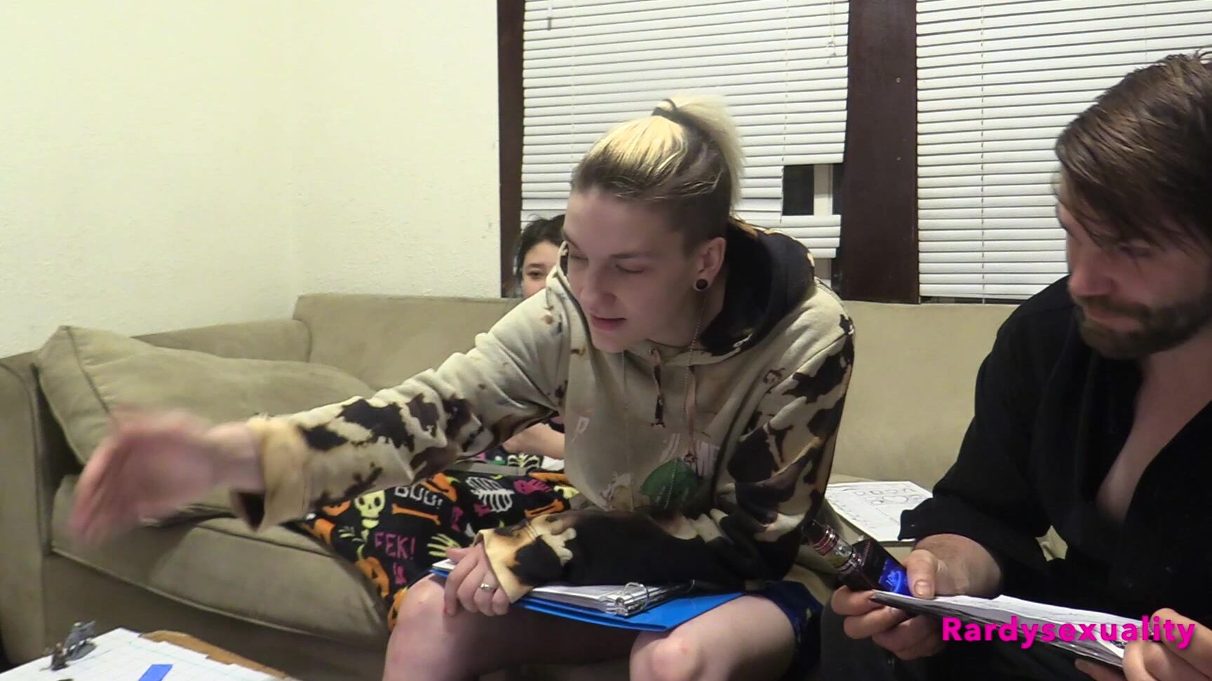 "Rardysexuality" board games, gamer, geek, model, sexy gamer Sunday DnD game 28 8 Manyvids