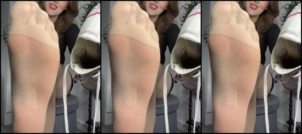 The Queen Of Sole Aka Missesdiscreets Onlyfans Always Stinky T4