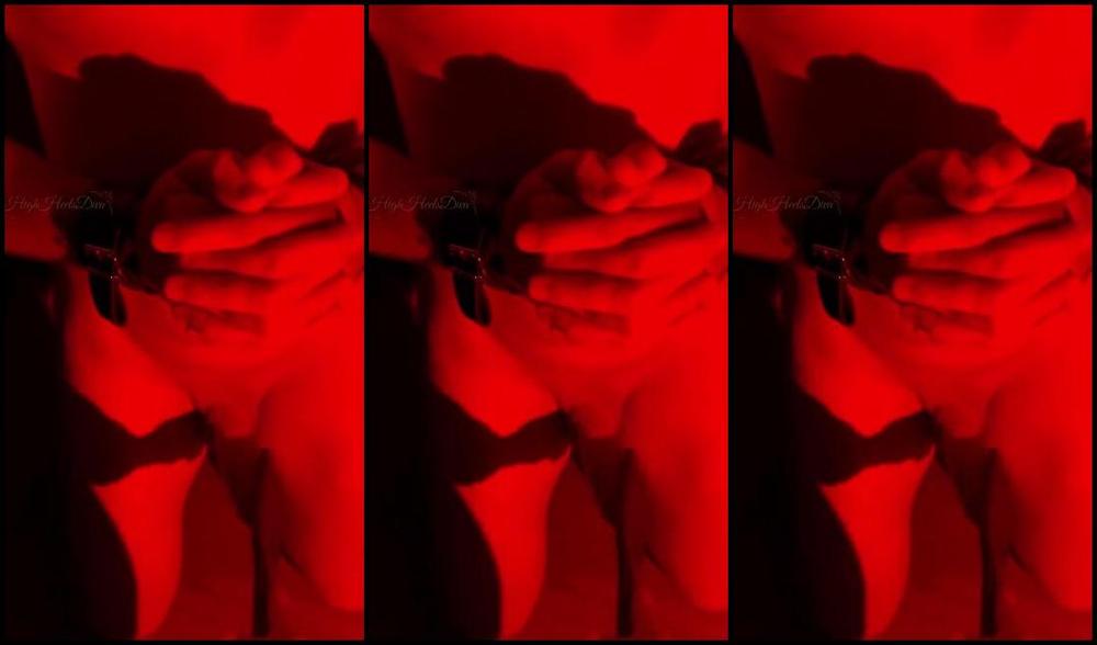 Goddess Maisha Nicknamed Highheelsdivax 10 27 2023 Onlyfans Video My Slave On His Knees Awaiting My Orders After Testing Out My New See Through Heels D5Y