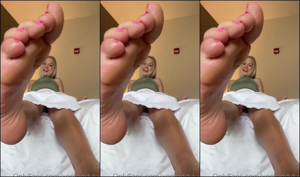 Xomaddykxo Do You Wanna Sniff My Stinky Soles I Ve Been Walking In My Heels Allllll Day I Wish Y