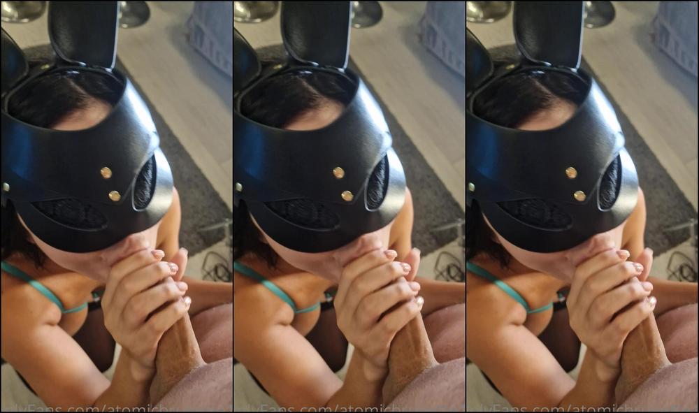 Atomicbrunette18 942