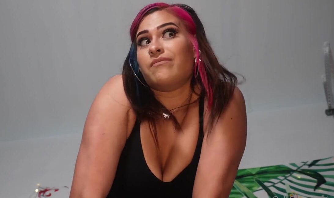 Milaap Onlyfans Out Of The Safe Zone Well Well Well What Do We Have Here A Tiny