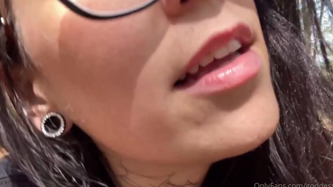 Goddess Lolla Nicknamed Goddesslolla Onlyfans Goddess Lolla Is Strolling Through The Woods When She Comes Across A Tiny Man Since Almost All Tinys