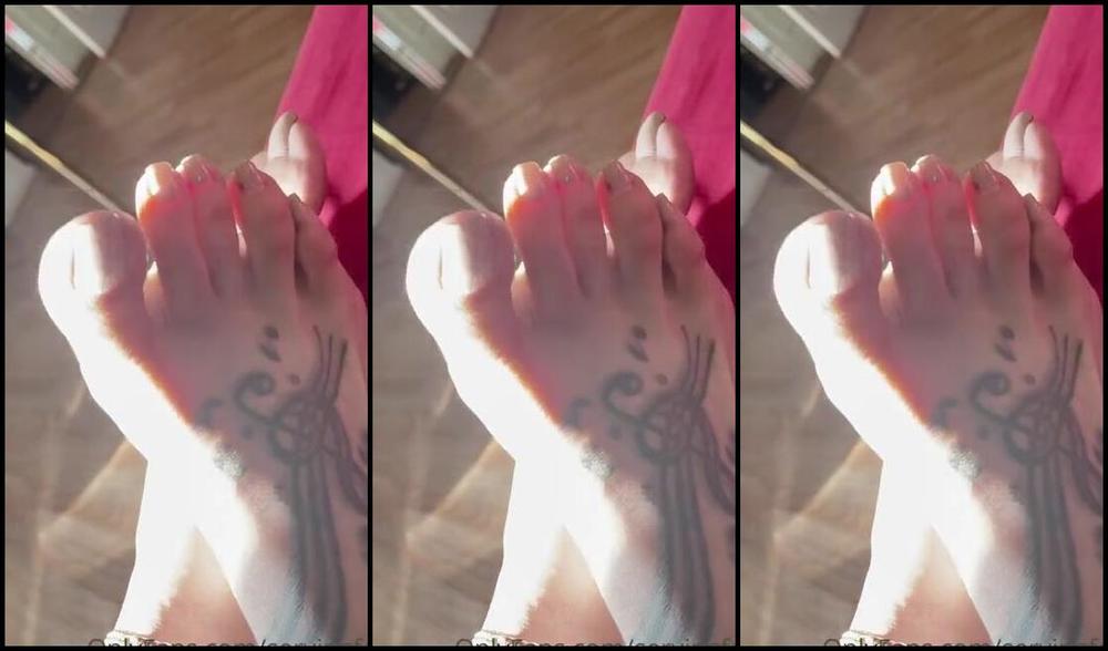 Servingbarefeet Aka Servingfet Onlyfans Been Weeks Since I Ve Felt Such Peace Happy Monday