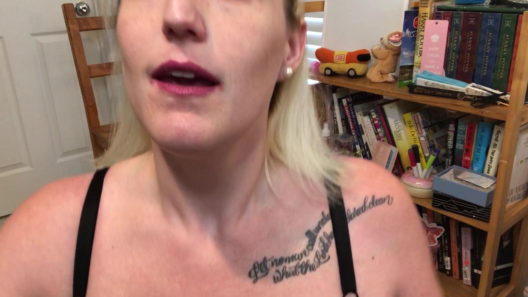 Thicclouise Naughty Teacher Gives Blowjob Manyvids