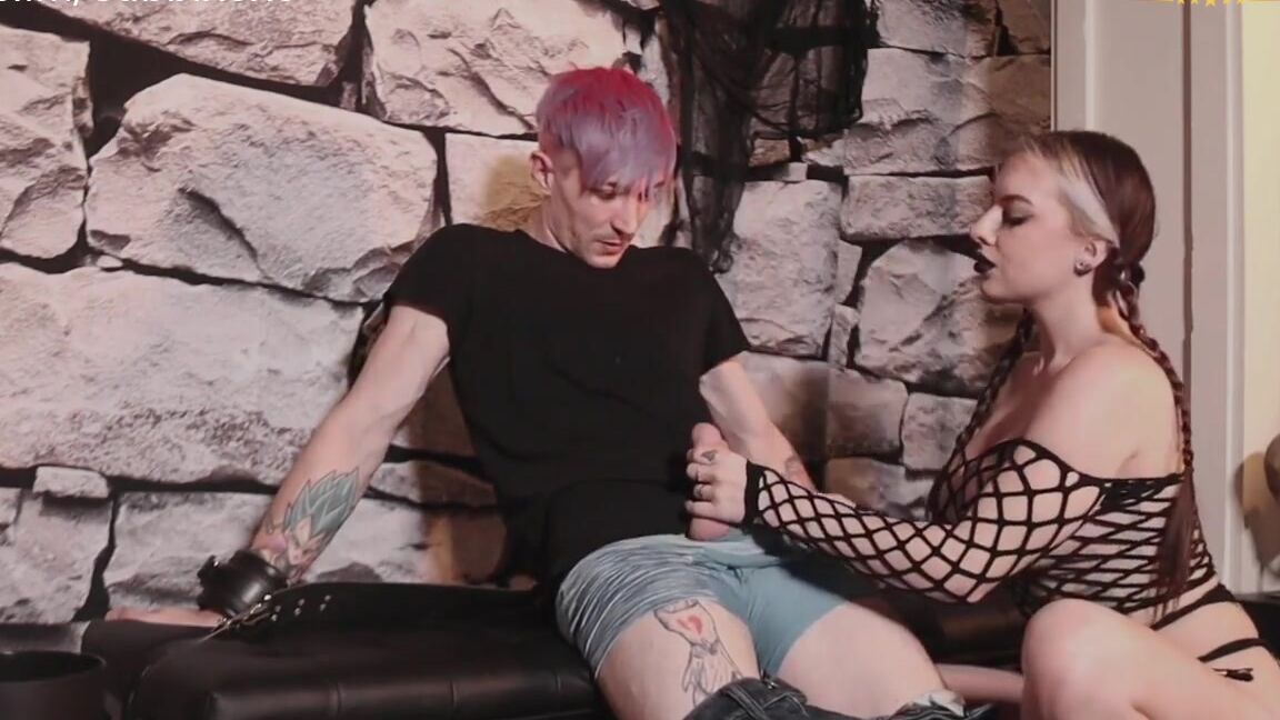 "Cubbi Thompson" Brunette, Blowjob, Straight, Tattoos, Big Tits Cubbi Thompson - Wednesday fucked by Adams SiteRip