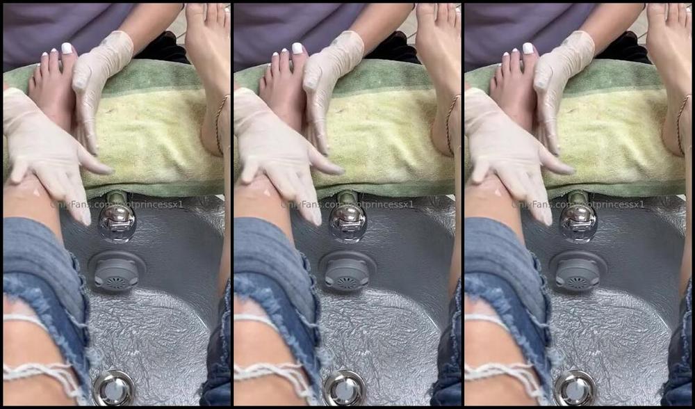 Footprincessx1 Nicknamed Footprincessx1 Onlyfans Pedicure Timeeeee Send Tributes 2