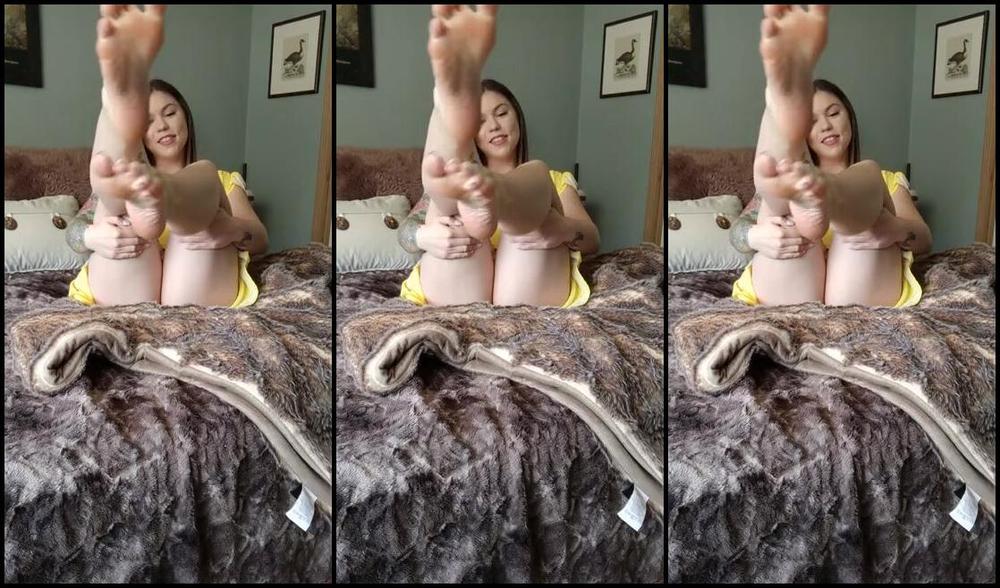 Misstinytootsies Onlyfans A Little Something Sweet To Balance Out Yesterdays Naughtiness