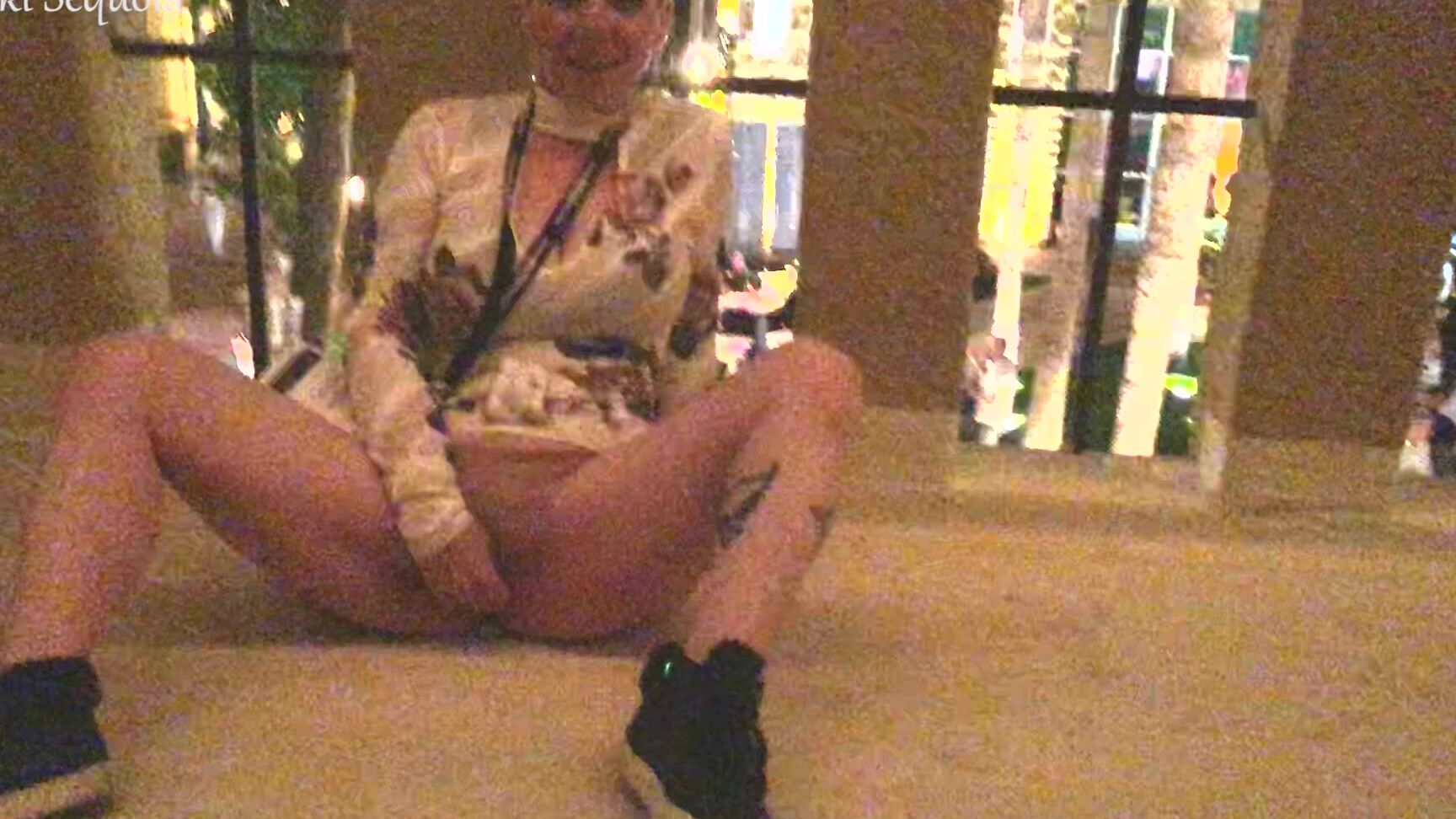 Nikki Sequoia Phoenix Forum Public Fingering