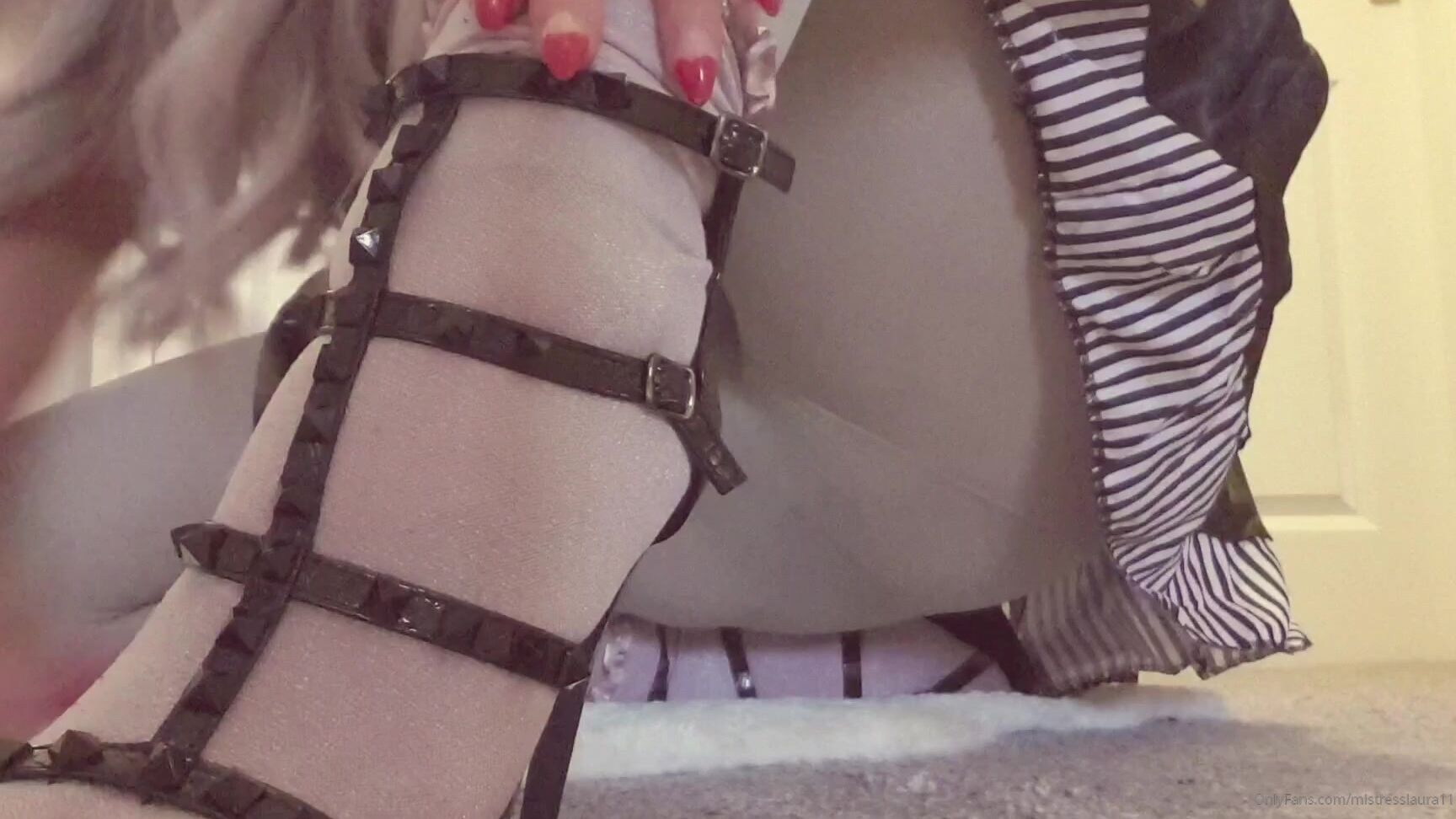 Mistresslaura Full Clip It S Halloween Bitches And Just When You Thought Goddess Couldn T Get Even Mo