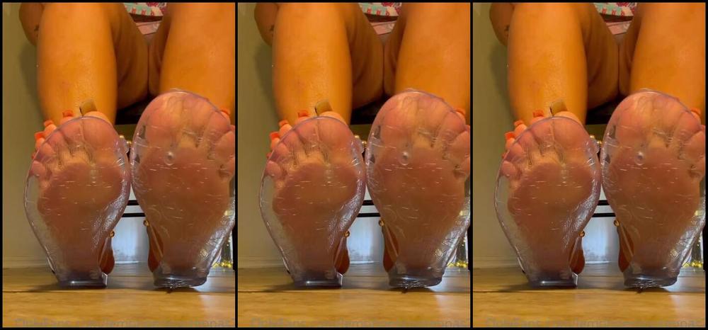 Benzzzzz Nicknamed Lemonpeppasteppas72 08 30 2022 Onlyfans Video Clear Sandals Yeaaaa