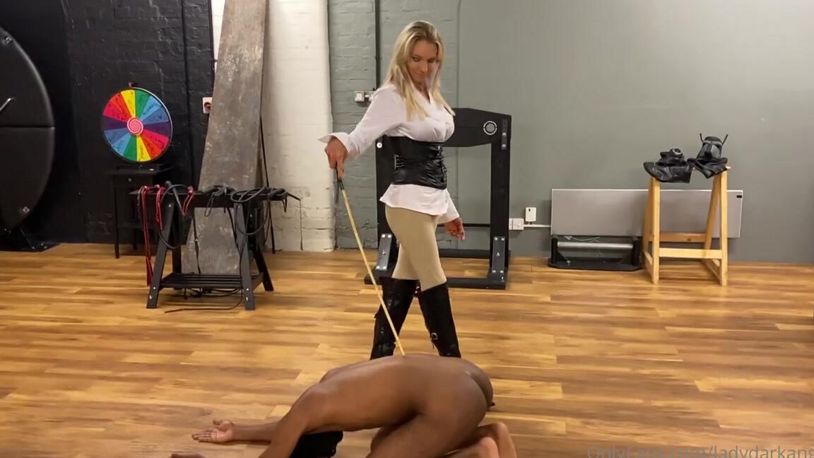 Ladydarkangeluk Onlyfans Glimpse Of The Start Of A Clip From Today Squishysax