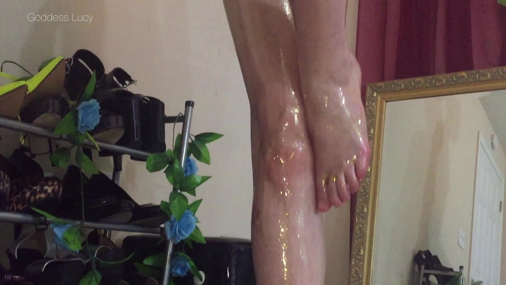Goddesslucy Oil And Glitter On My Ass And Legs P