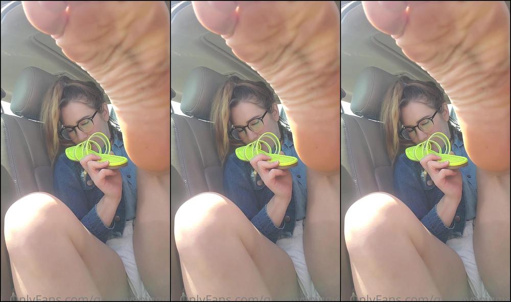 Quinnyspiggies Getting My Feet Dirty And Sweaty In Walmart And Worshiping My Dirty Sweaty Feet In The Par