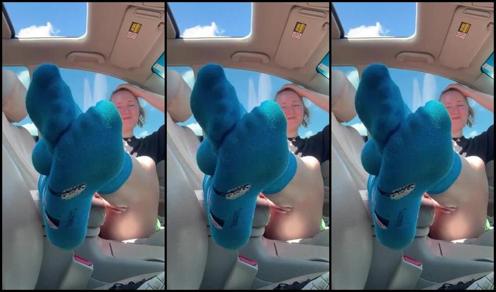 Goddess Flower Nicknamed Smokinflowers 05 07 2025 Onlyfans Video I Know Youre So Stoked To See My Gym Socks Of The Day Kk