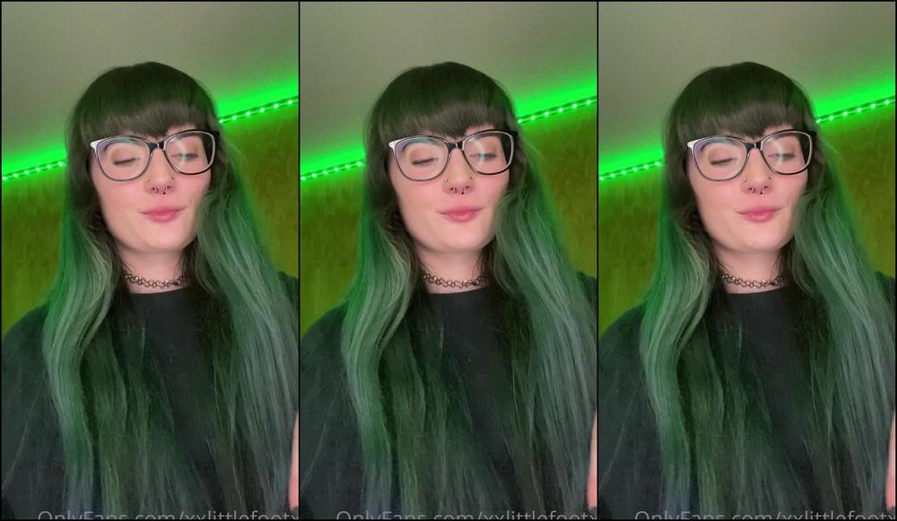 Xxlittlefootxx A Little Spit A Little Ass Play Some Top Favorites Enjoy This Pov Of Me Putting In