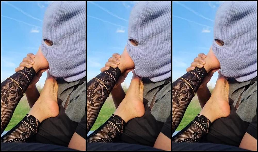 Feetbysherri Onlyfans Foot Worship In Nature Nice Vibes