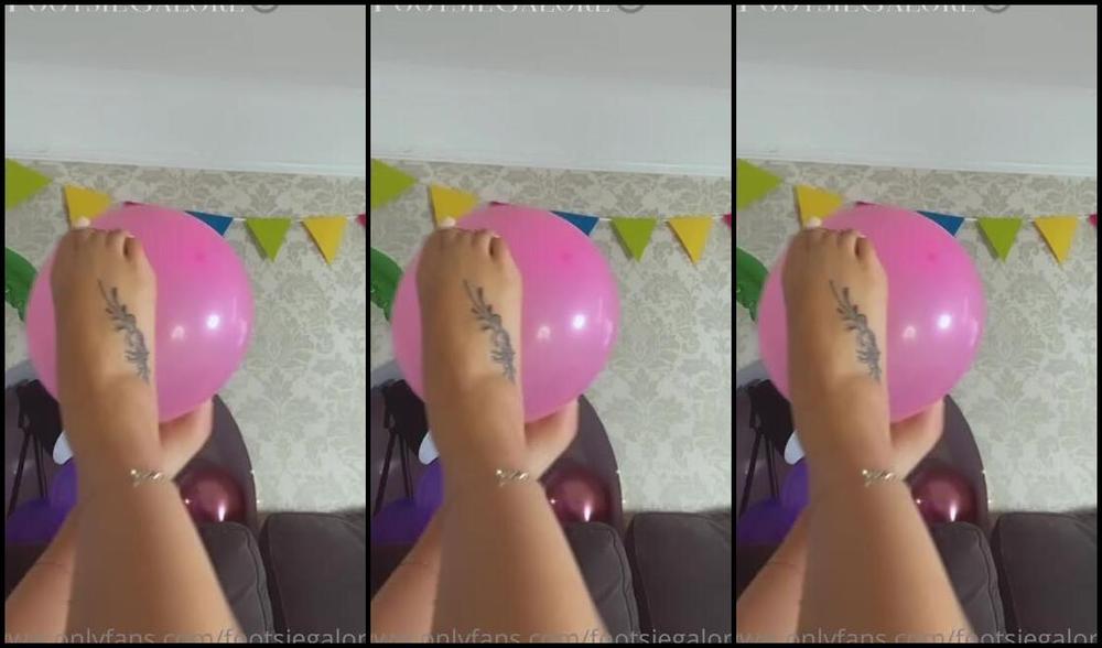 Footsiegalore Onlyfans Birthday Beach Theme Fun Fancy A Game Of Keep Up The Balloon Only Feet Allowed
