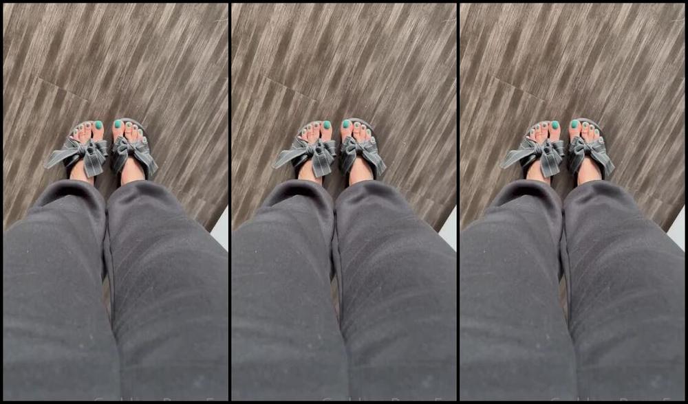 Goddess Pussyfoot Aka U186296307 Onlyfans Let Me Just Fuck Your Mind With This Dangle 1