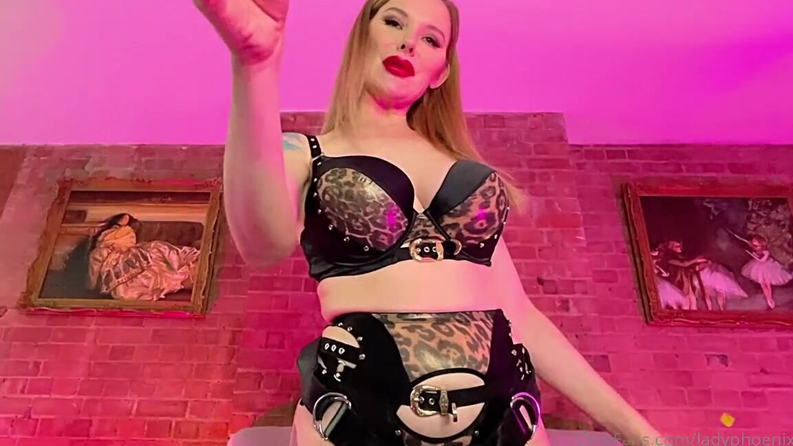 Lady Phoenix Nicknamed Ladyphoenix Ldn Onlyfans New Clip Sissygasm With Step Mom Step Mom Has A Really Treat For Her Sissy Boy Who Likes To Raid