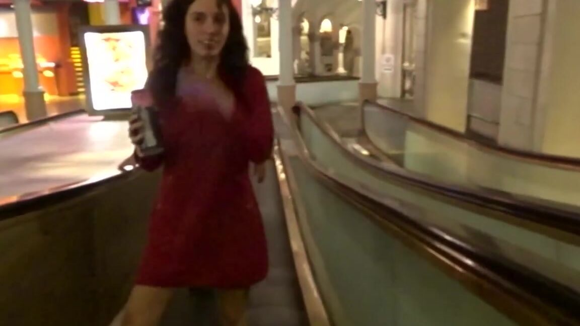 Masturbating Right Next To The Busy Las Vegas Blvd P9Droxkv Doodstream