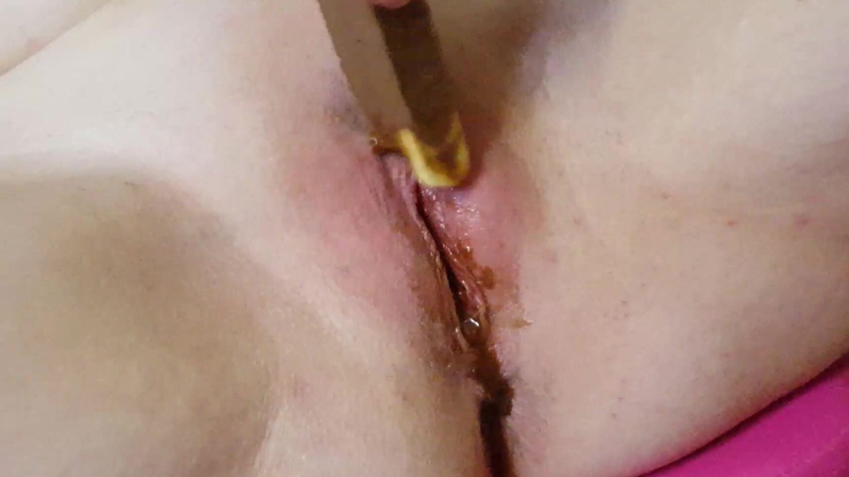 Big Boobs, Big Tits, Food, Food Masturbation, Solo Female jade styles jade fucks a candy bar ManyVids