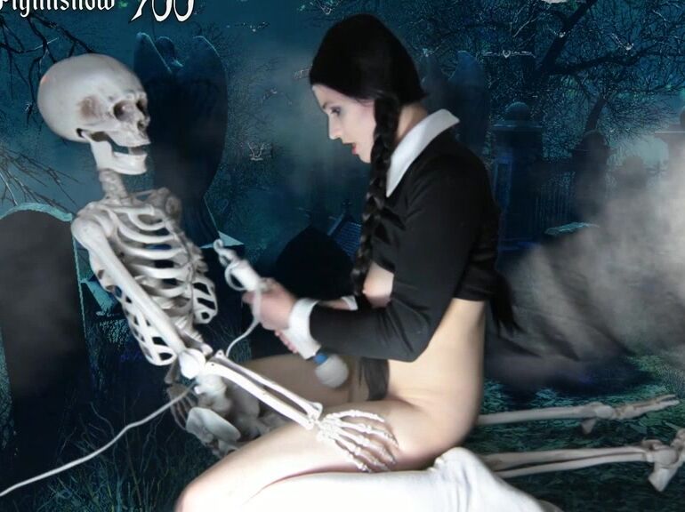 Cosplay, Costume, Gothic, Halloween, Hitachi veronica chaos wednesday addams cosplay cam show ManyVids