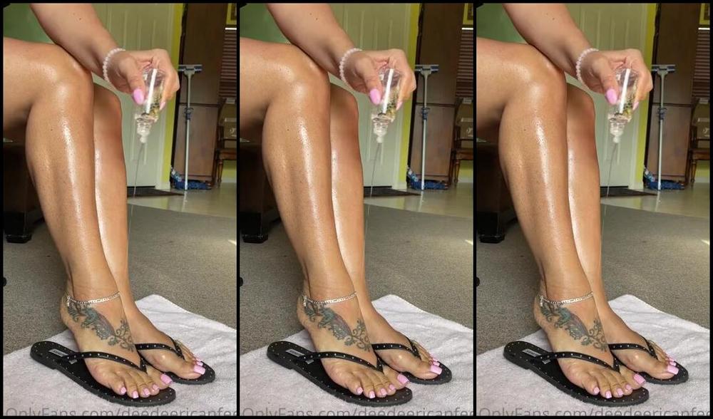 Deedeericanfeet Onlyfans Gm As Requested Slicked Oily Legs And Toes N Flip Flops