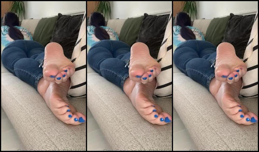 Mimisfeet1 Aka U81134601 Onlyfans Sunday Sofa Sole Tease