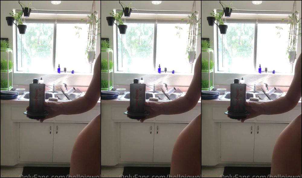 Hellojewels Dancin While I Make An Afternoon Coffee Freak By Doja Cat Came On And I Just Had