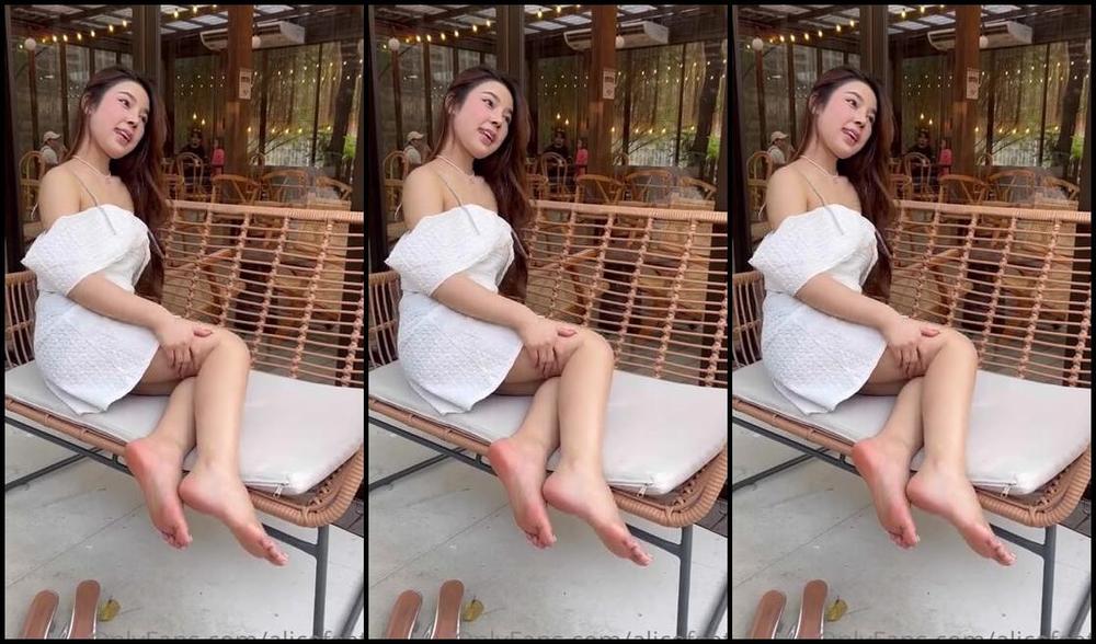 Alicefeetz Nicknamed Alicefeetz 03 06 2023 Onlyfans Video Have A Good Day