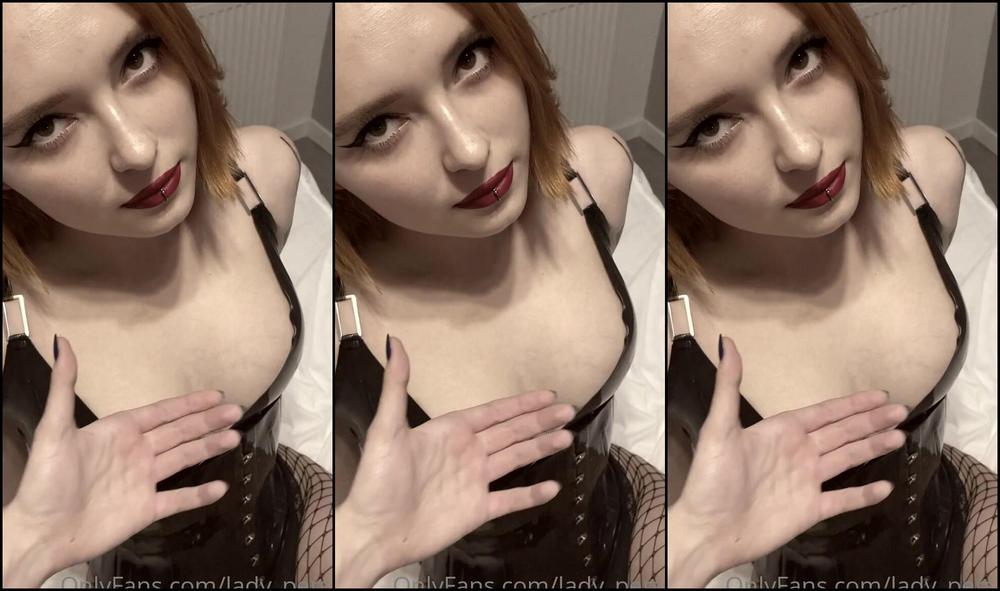 Lady Perse 25 10 2020 Some Lesbian Domination Backstage Clips With I Ma0