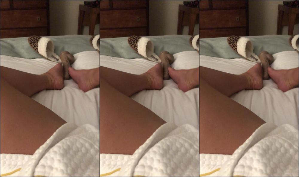 Bootyful Nylon Queen Good Night I Need My Beauty Sleep Looking Fo