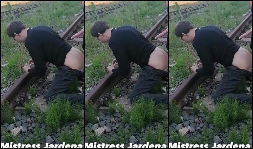 Lady Jardena Sinner Nicknamed Israelimistress 01 02 2025 Onlyfans Video Train Station Bitch