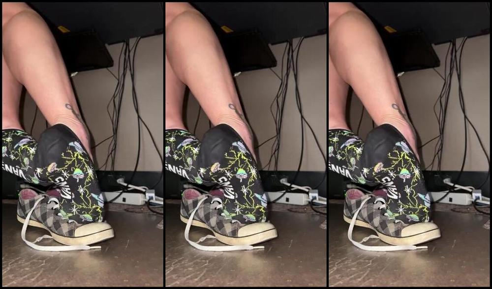 Soldmysolesforink Nicknamed Soldmysolesforink 07 22 2024 Onlyfans Video Day Five Of Ten Is Filling The Office Nicely