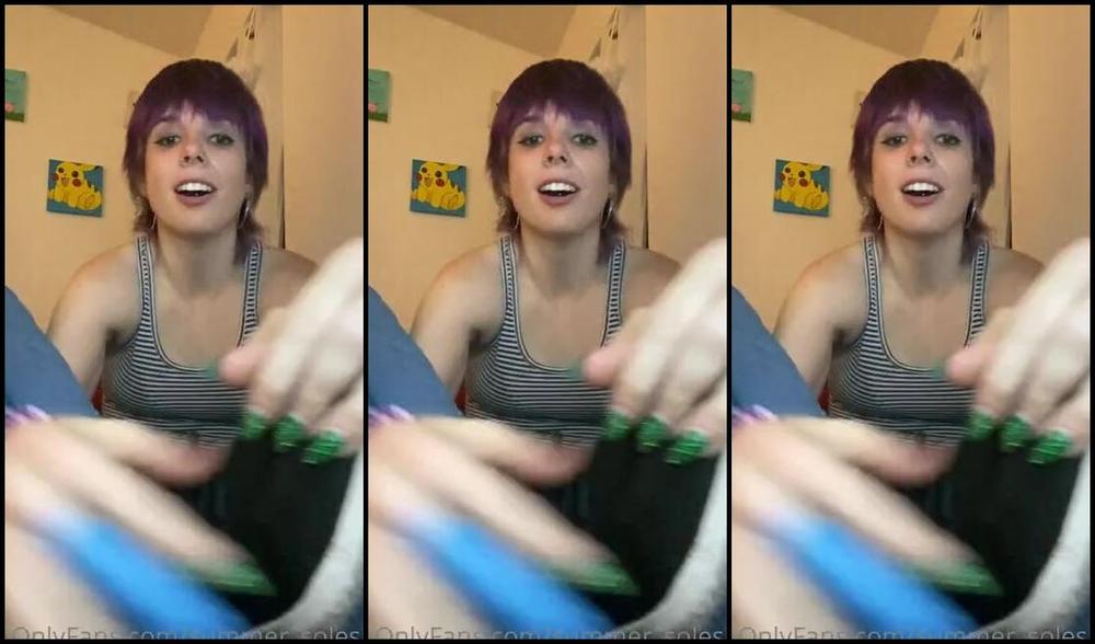 Summer Solesis Nicknamed Summer Solesis Onlyfans After A Long Day I Have Long Sweaty Soles To Show Off