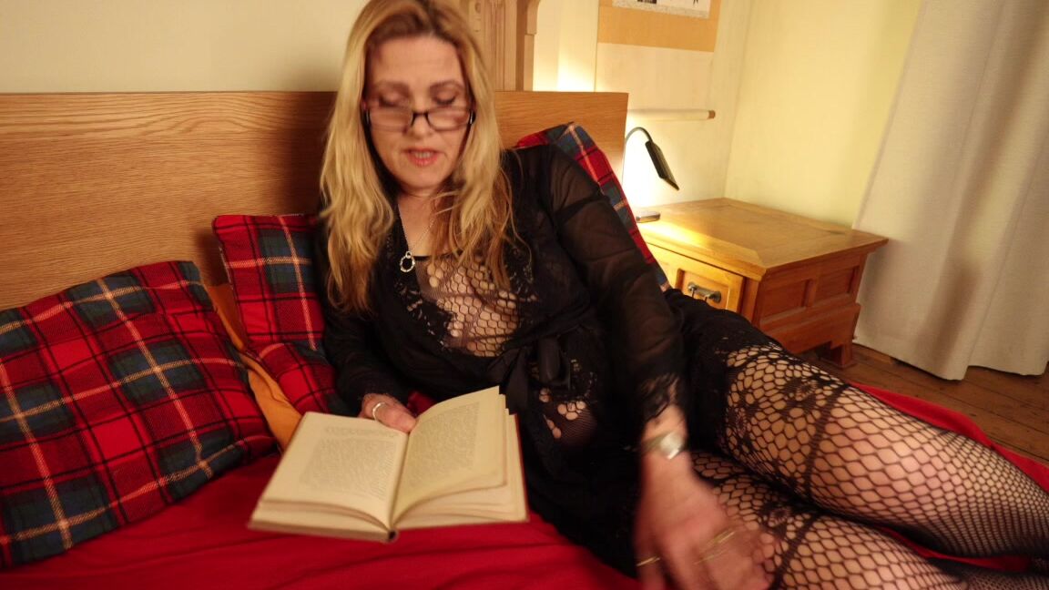 Ladyarbella Let Mommy Finish You Extended Preview