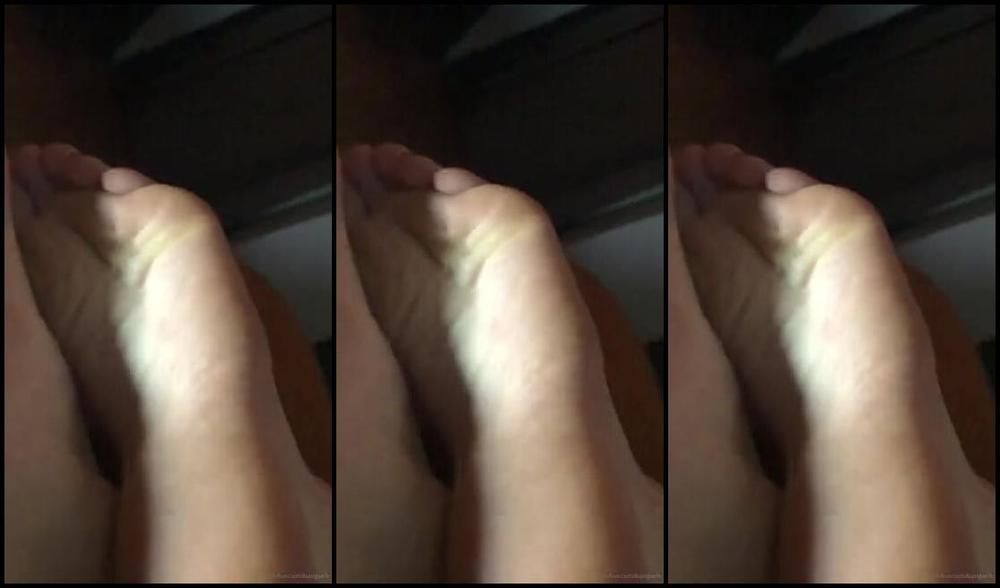 Goddessgaelle Nicknamed Badgaelle Onlyfans Pieds Parfaits