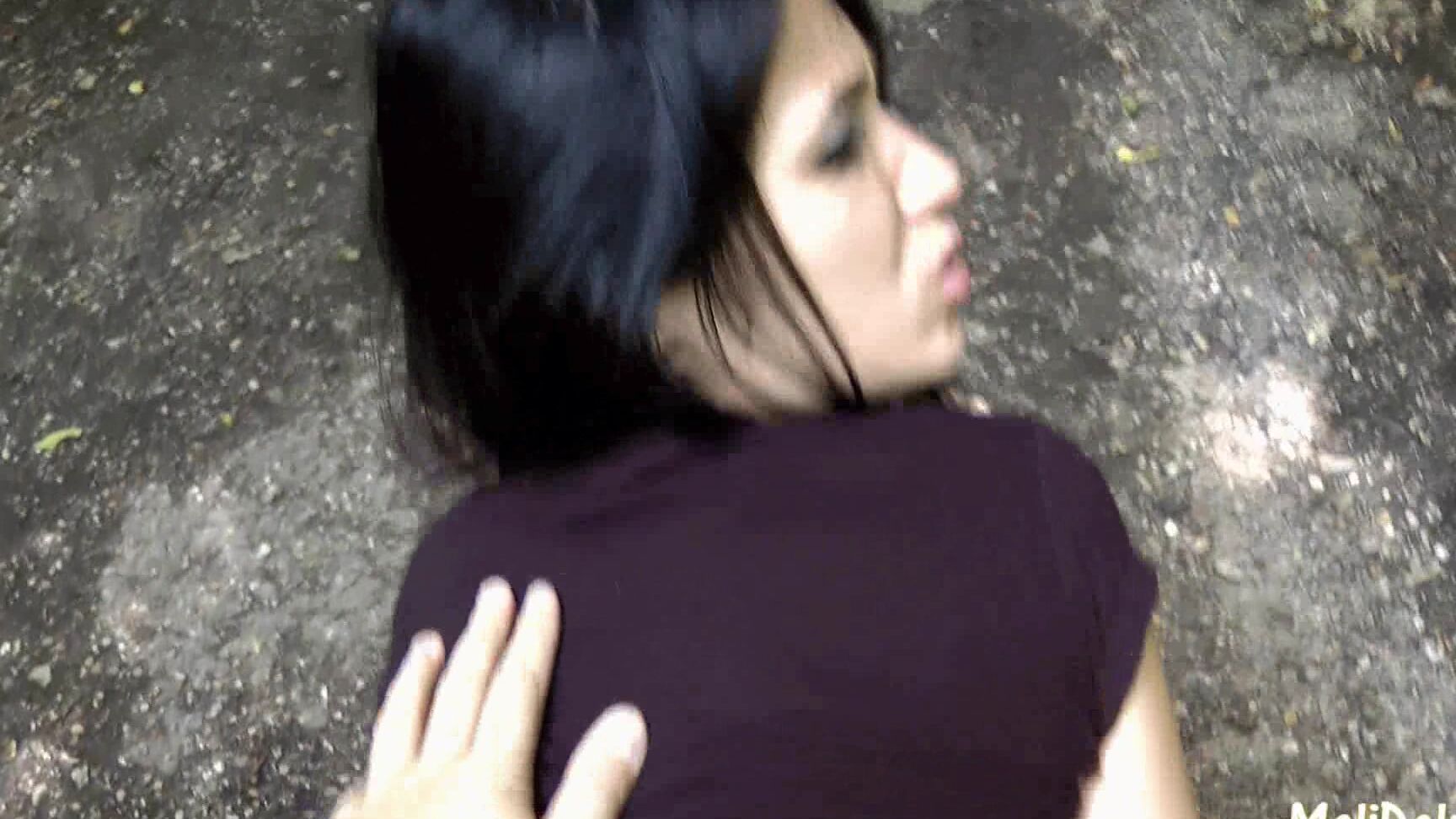 melideluxe beim grillfest vom cousin gefickt MyDirtyHobby