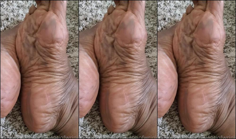 Mz Plentiofwrinkles Check Out My Dirty Little Soles