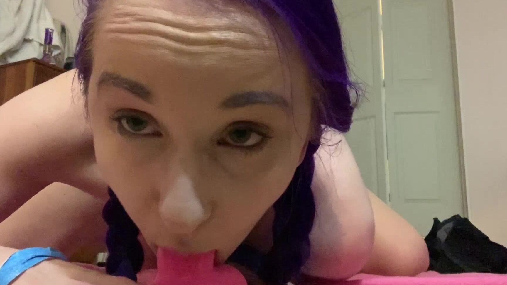 Eloraviolet Bro Catches Sis On Cam Show